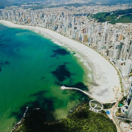 Apartamento Quadra Mar บัลเนอาริโอ กังโบริว ภายนอก รูปภาพ